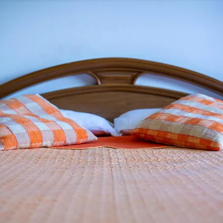 Bllok Bright Private Bedrooms With Private Bathroom On Shared * Tirana