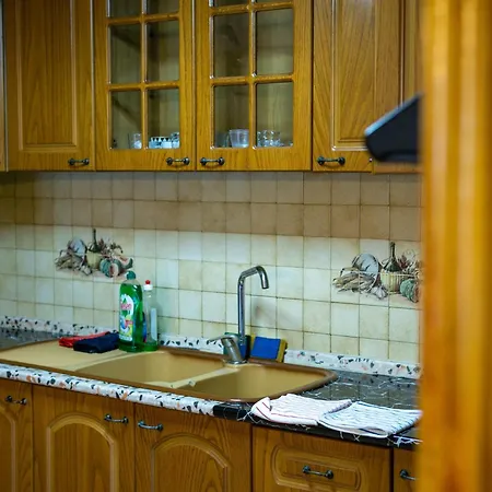Πανσιόν Bllok Bright Private Bedrooms With Private Bathroom On Shared Τίρανα