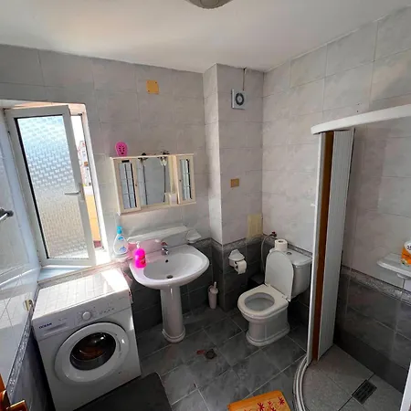 Bllok Bright Private Bedrooms With Private Bathroom On Shared Gæstehus