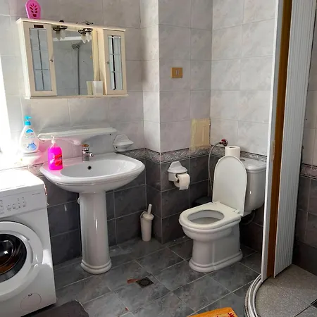 Bllok Bright Private Bedrooms With Private Bathroom On Shared Gasthof