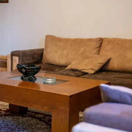 Pensión Bllok Bright Private Bedrooms With Private Bathroom On Shared 3*