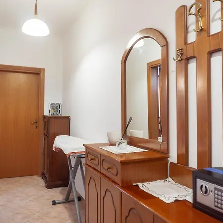 Gæstehus Bllok Bright Private Bedrooms With Private Bathroom On Shared