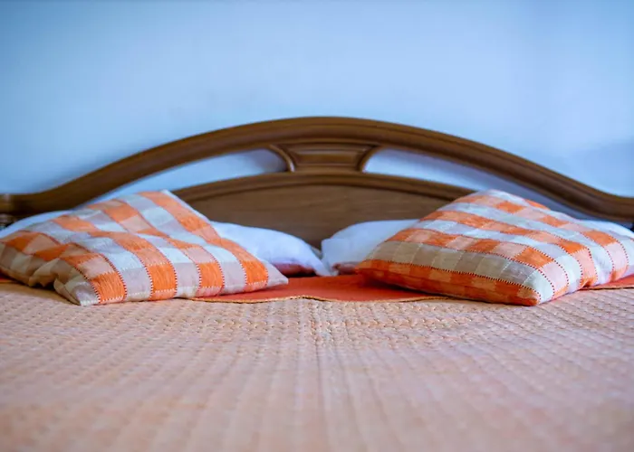 Bllok Bright Private Bedrooms With Private Bathroom On Shared 3* Tirana