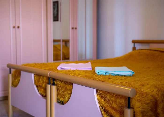 Bllok Bright Private Bedrooms With Private Bathroom On Shared Tirana